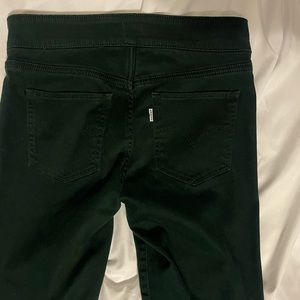 Levi’s women’s size 28 dark green ankle pants